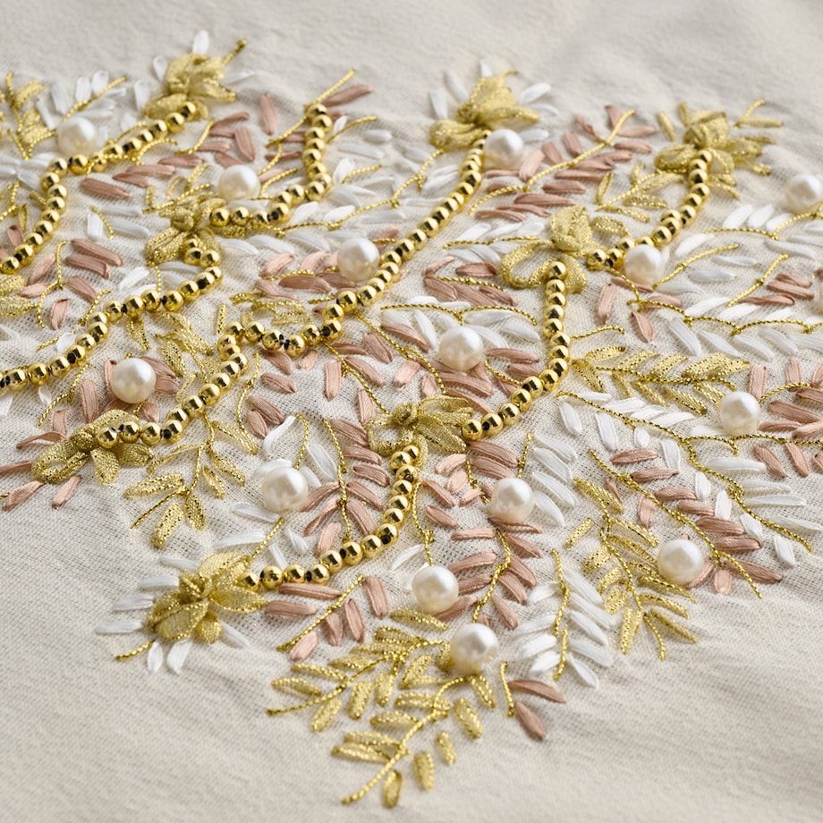 Bieżnik Haftowany Arvore 40x180 cm z motywem choinki