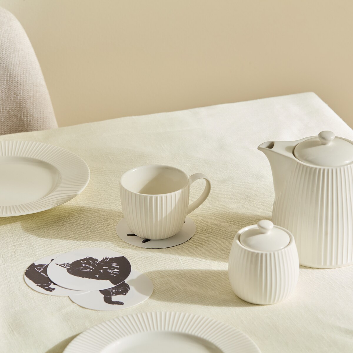 Komplet 4 podkładek pod kubek z kotem Kitki z motywem zwierzęcym