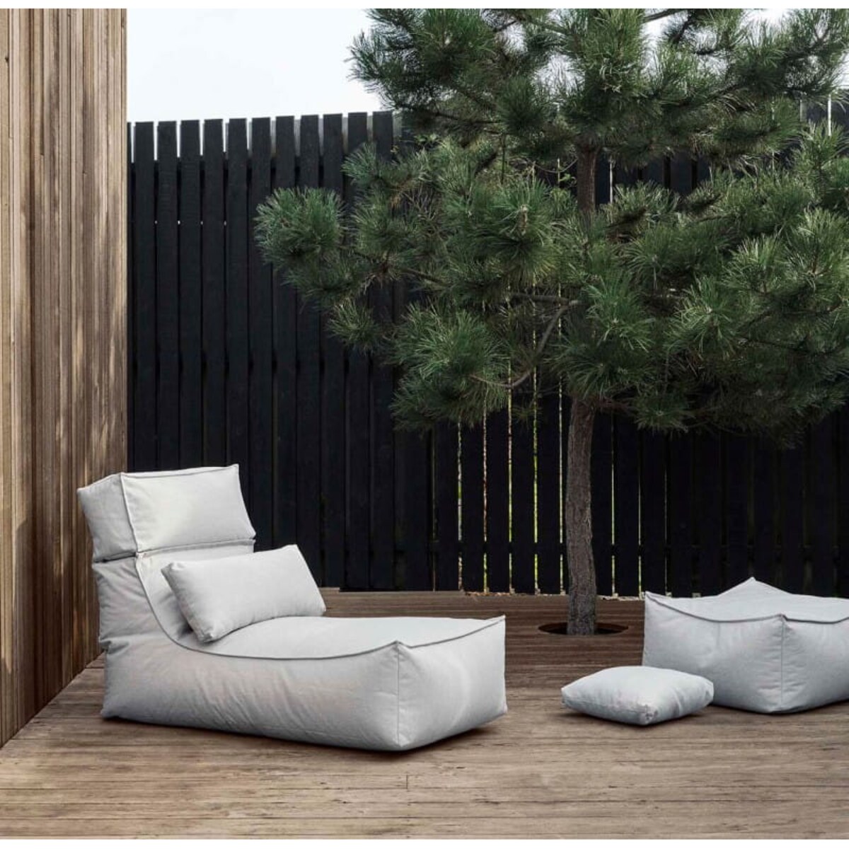 Lounger STAY Coal, 120 cm