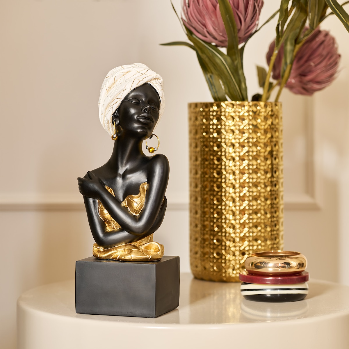 Figurka Femme