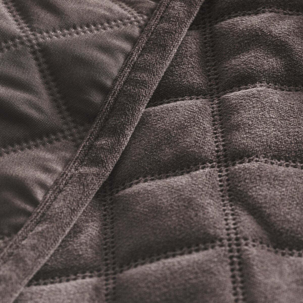 Narzuta Welwetowa w Wytłaczany Geometryczny Wzór Mismi 200x220 cm