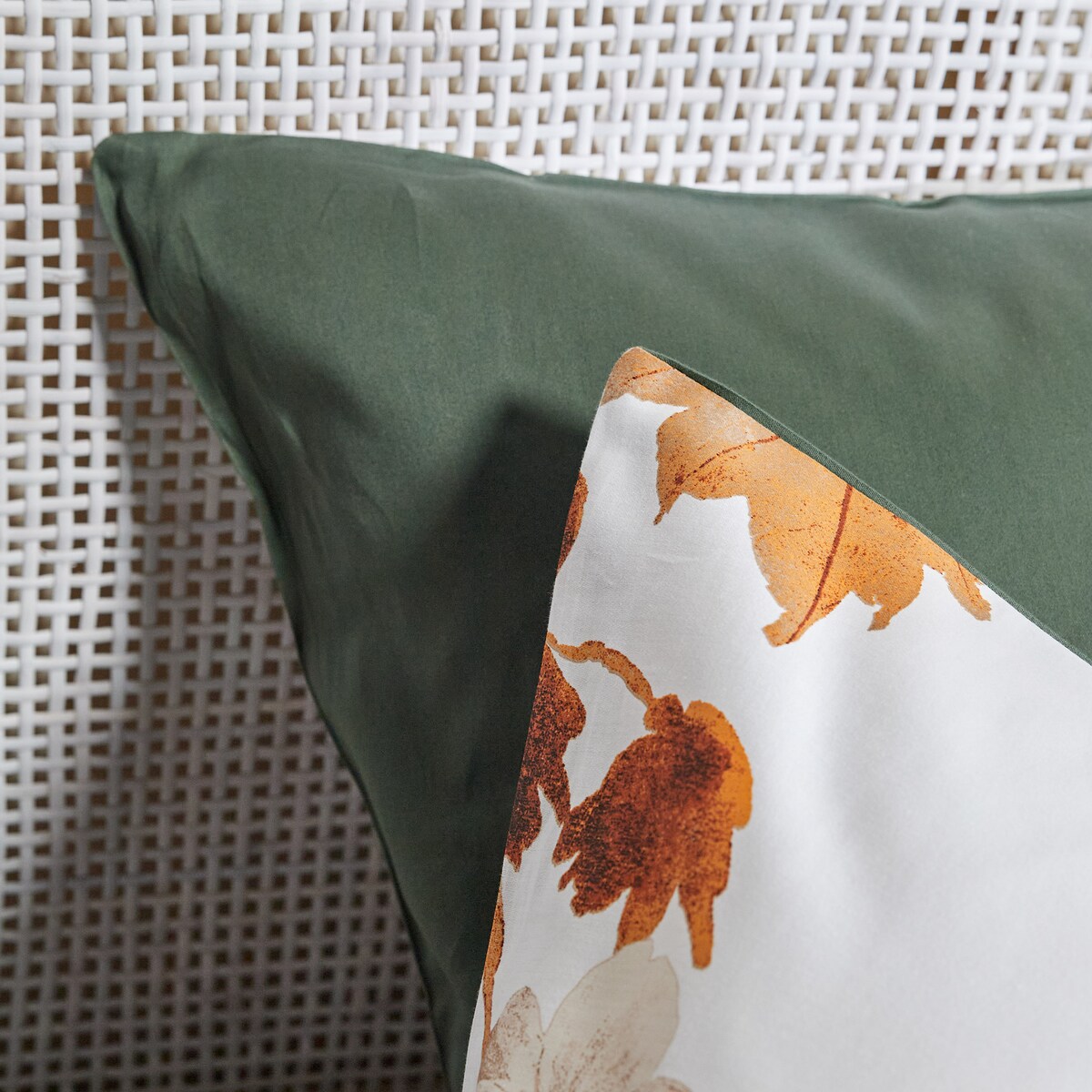 Pościel z bawełny satynowej Lenavi 160x200 cm z motywem liściastym