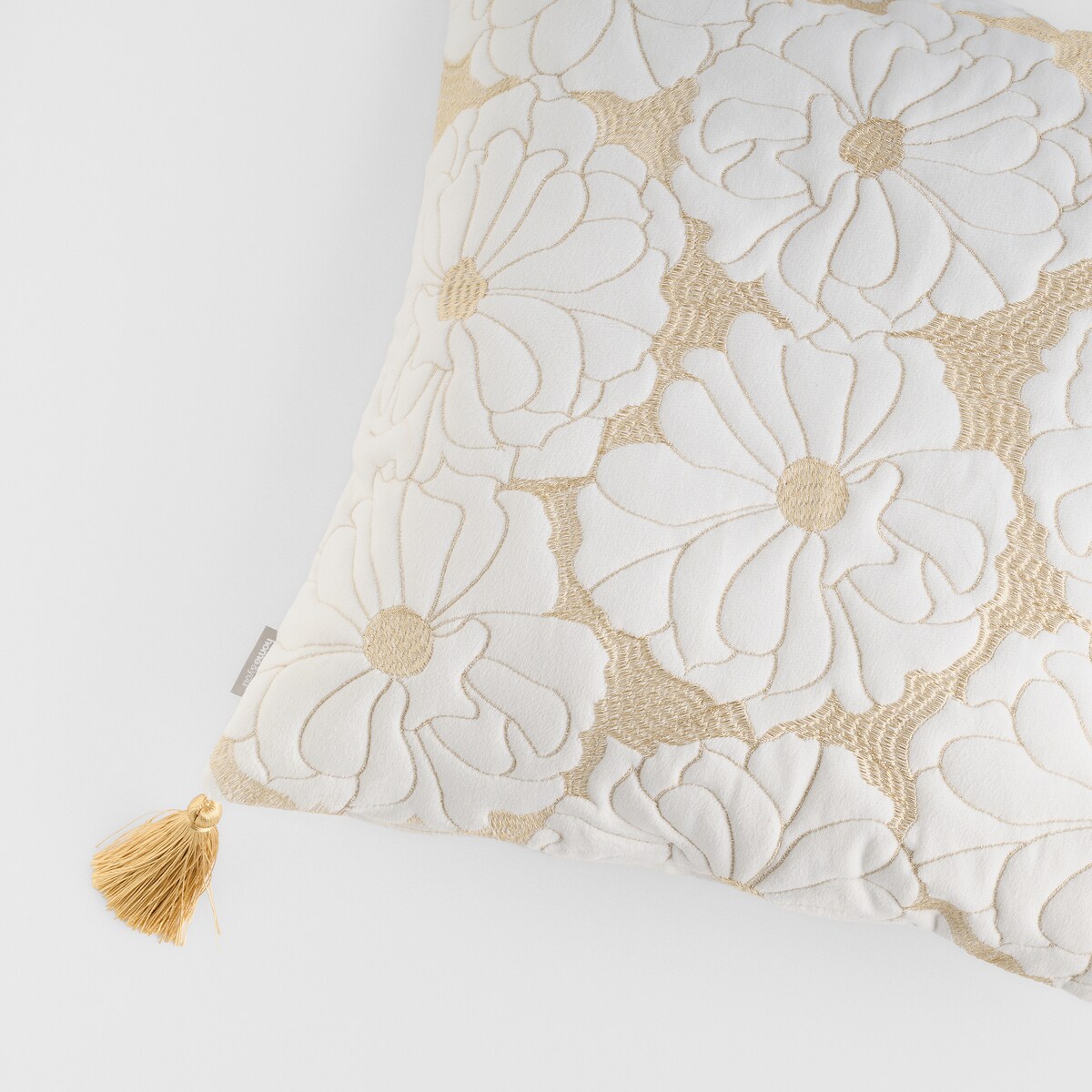 Poszewka Haftowana Tessia 45x45 cm