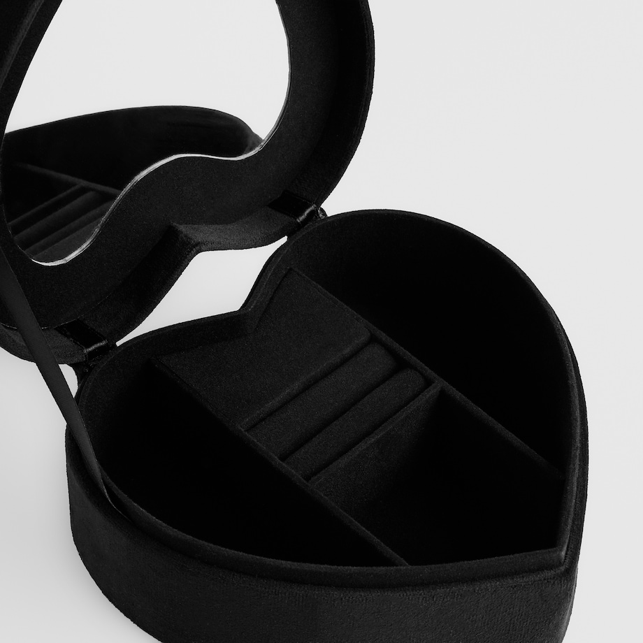 Szkatułka Na Biżuterię Berin 17x14.5 cm z motywem serca