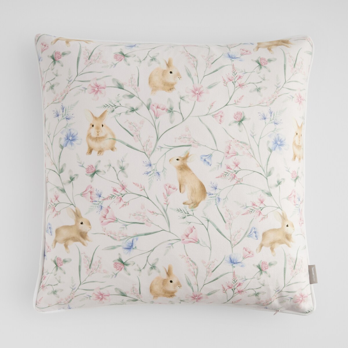 Poszewka z nadrukiem Kirossi 45x45 cm z motywem królika