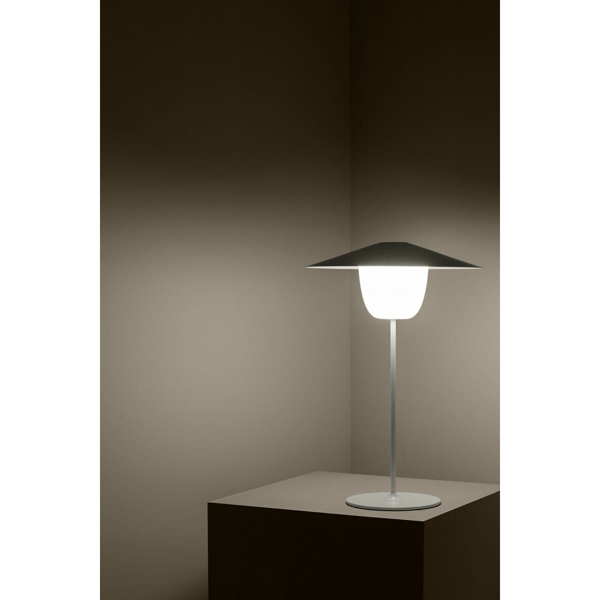 Mobilna lampa ANI, 49x34 cm, Blomus