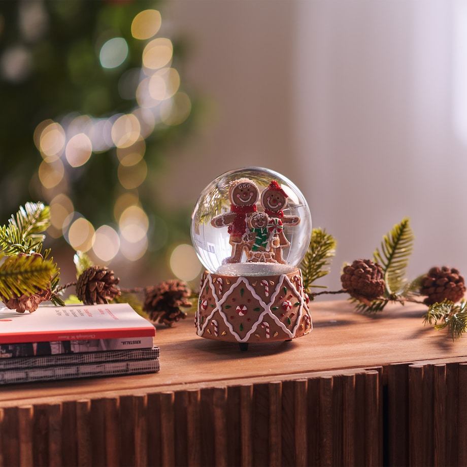 Kula Śnieżna Z Pozytywką Charmfamily z motywem piernika