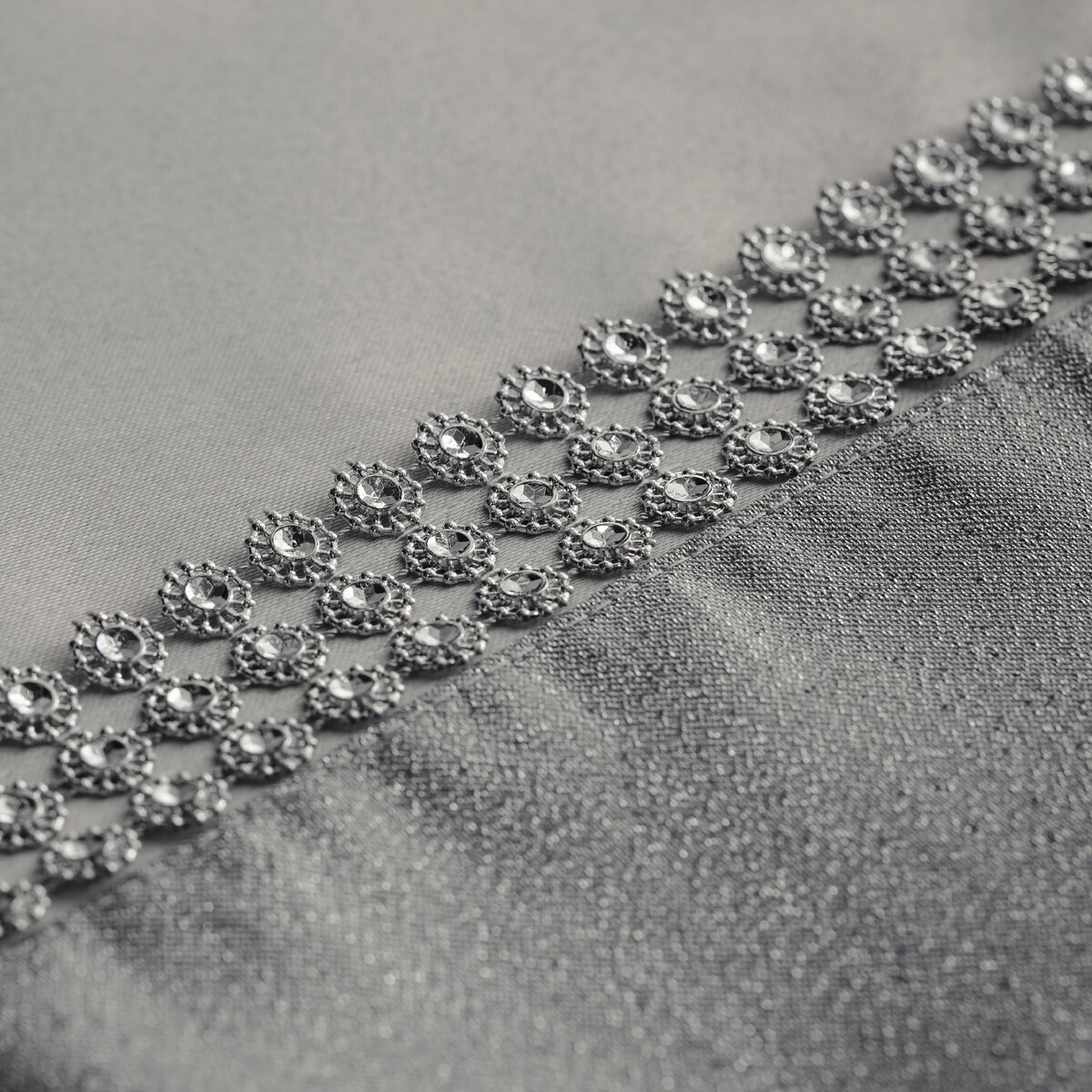 Obrus Khol2 130x180 cm