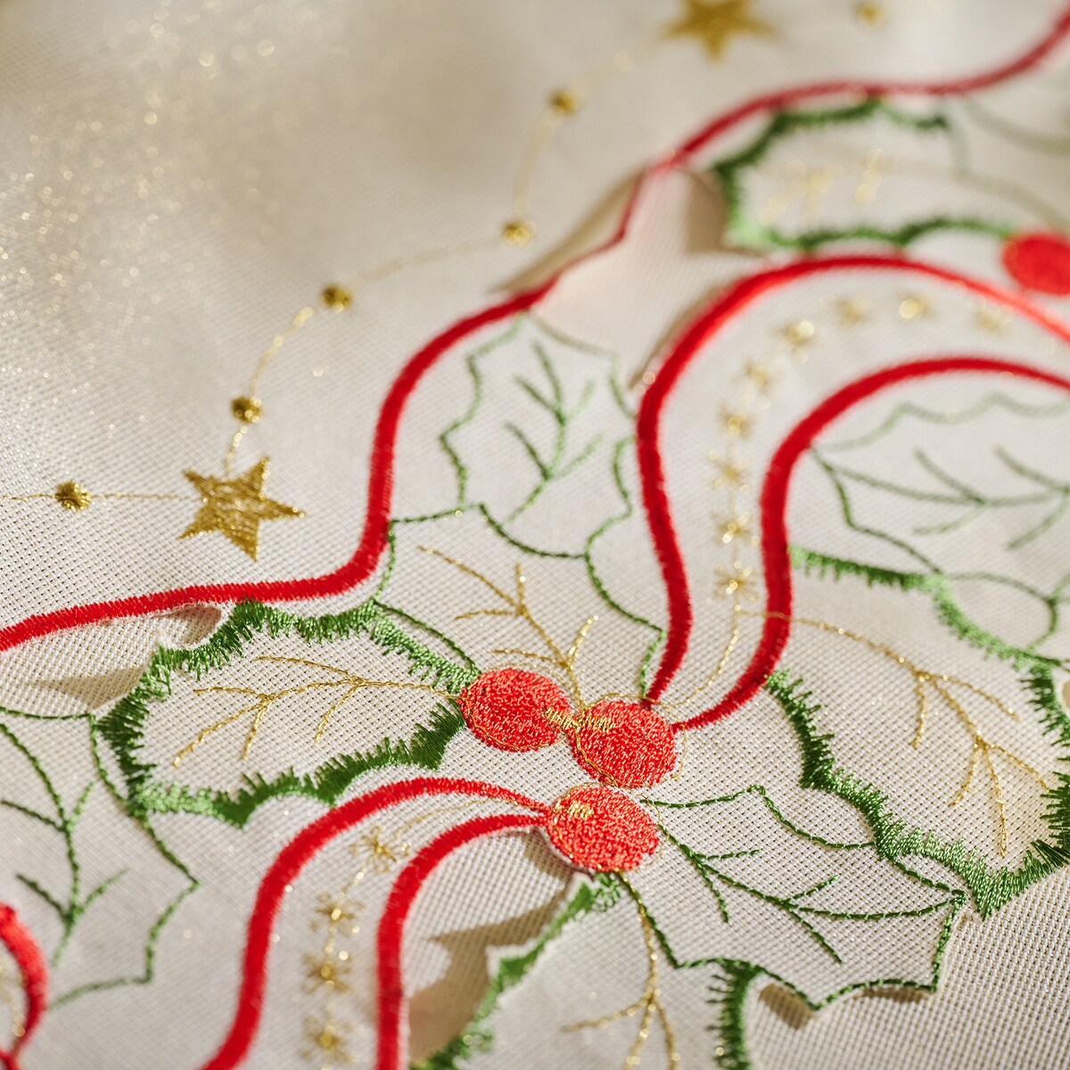 Okrągły obrus Haftowany Estrelo ø 158 cm z motywem gwiazdy betlejemskiej