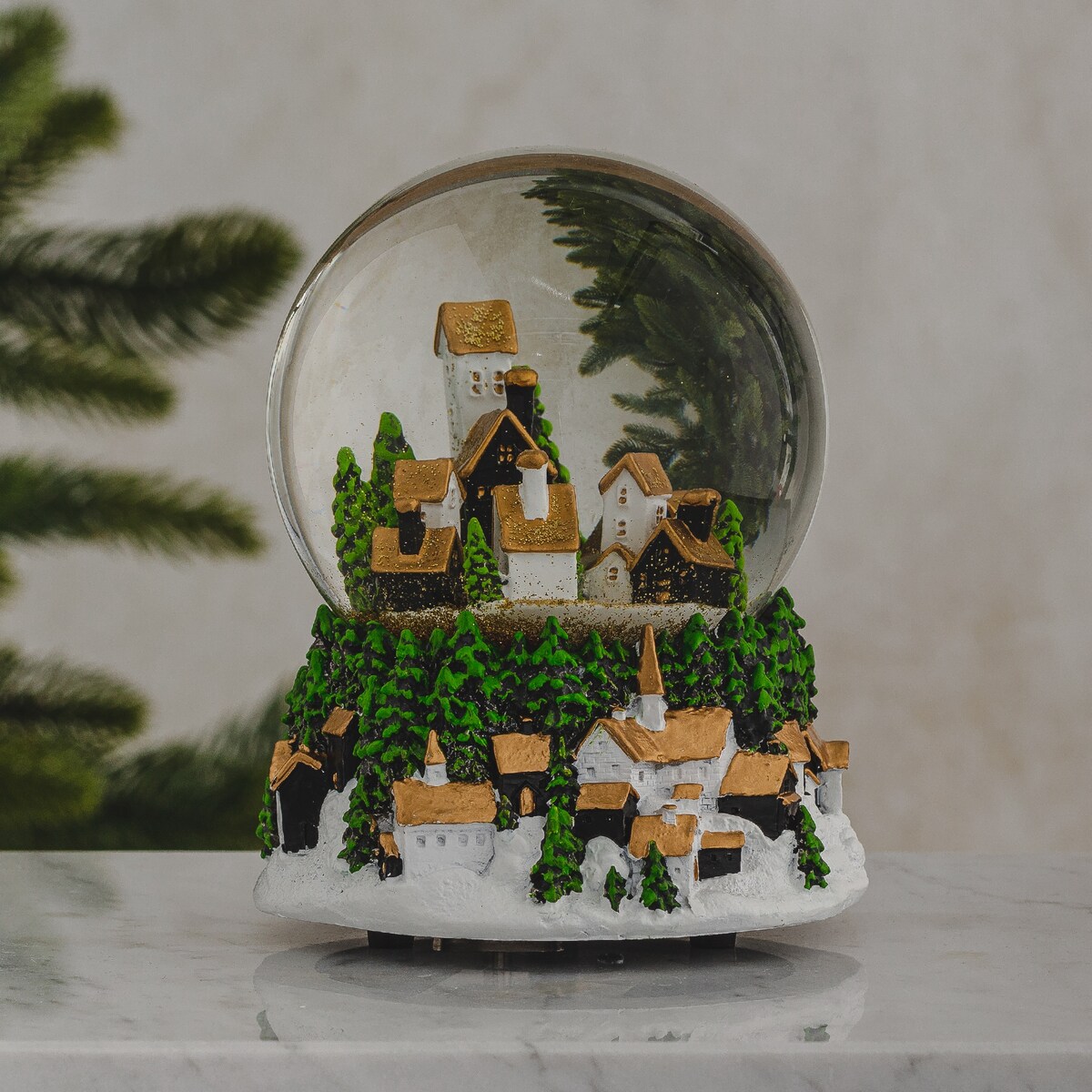 Kula Śnieżna Z Pozytywką Christmas Village Small