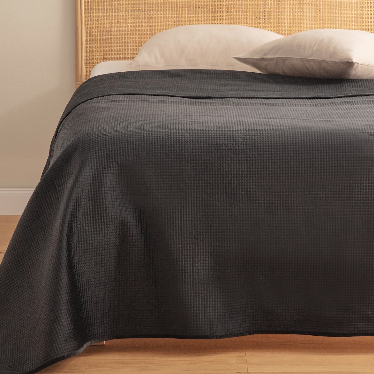 Narzuta Welwetowa w Wytłaczane Drobne Kropki Pontoso 240x260 cm