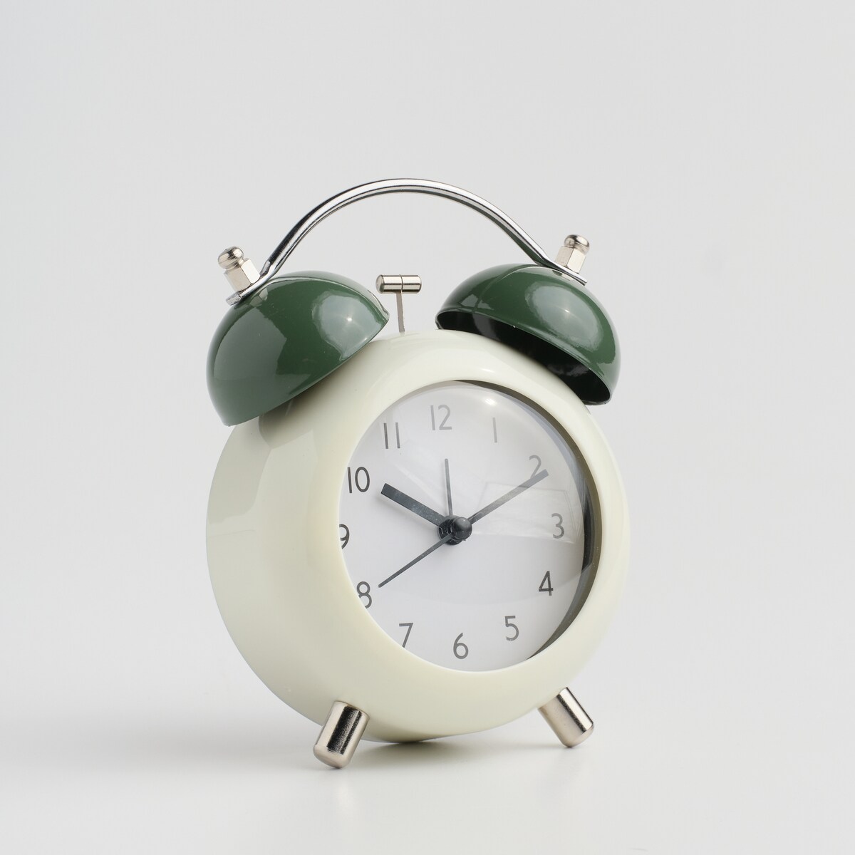 zegar stojący typu budzik tickle