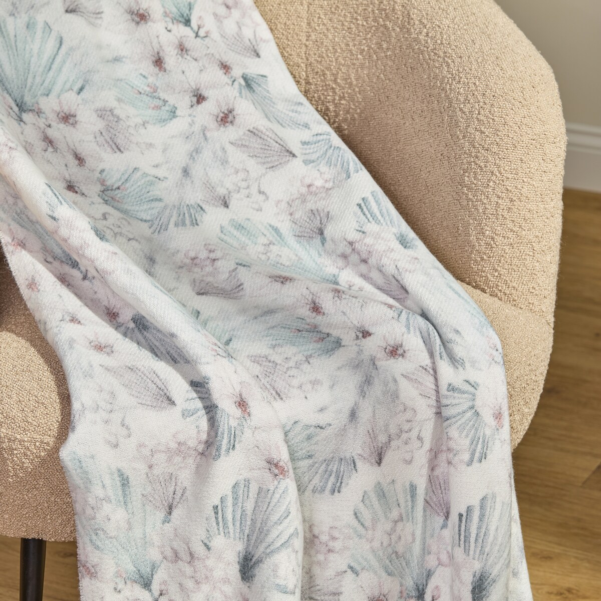 Wzorzysty koc Meuniso 130x150 cm z wzorem kwiatowym