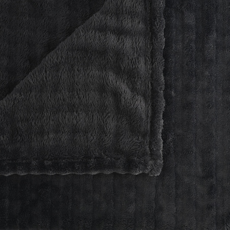 Jednokolorowy koc z wytłoczonym wzorem Operta 150x200 cm