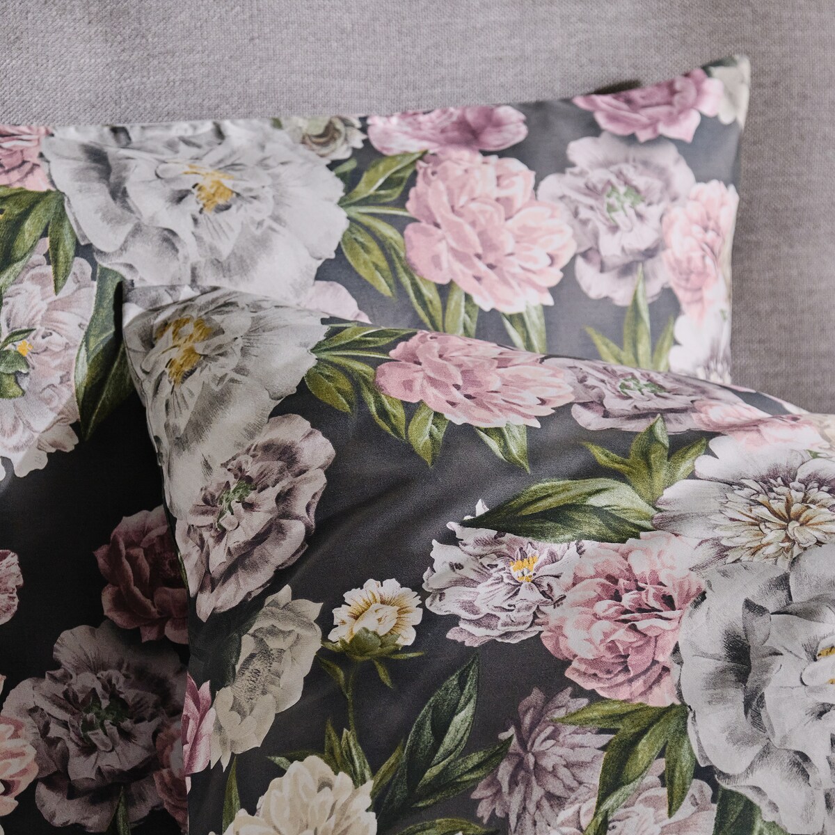 Pościel z bawełny satynowej Sofrine 160x200 cm z motywem kwiatowym