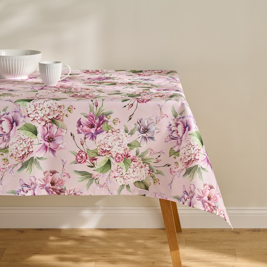 Obrus z nadrukiem Tensianis 150x220 cm z motywem kwiatowym