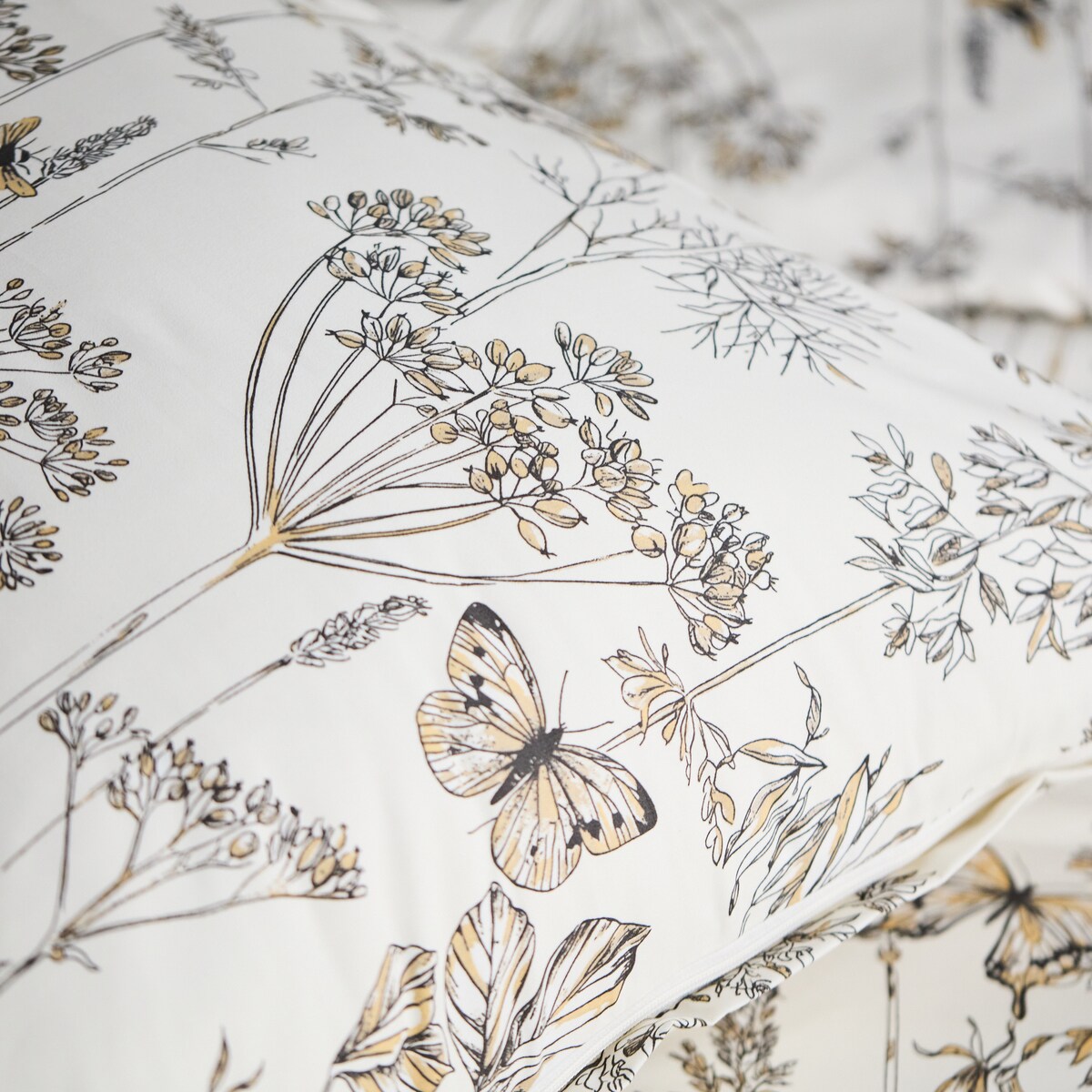 Pościel Z Mikrofibry Alba 160x200 cm z wzorem kwiatowym