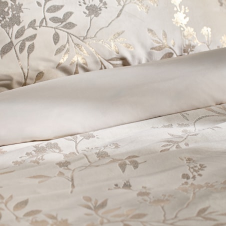 Pościel welwetowa ze złotym nadrukiem Pansema 160x200 cm z motywem postaci