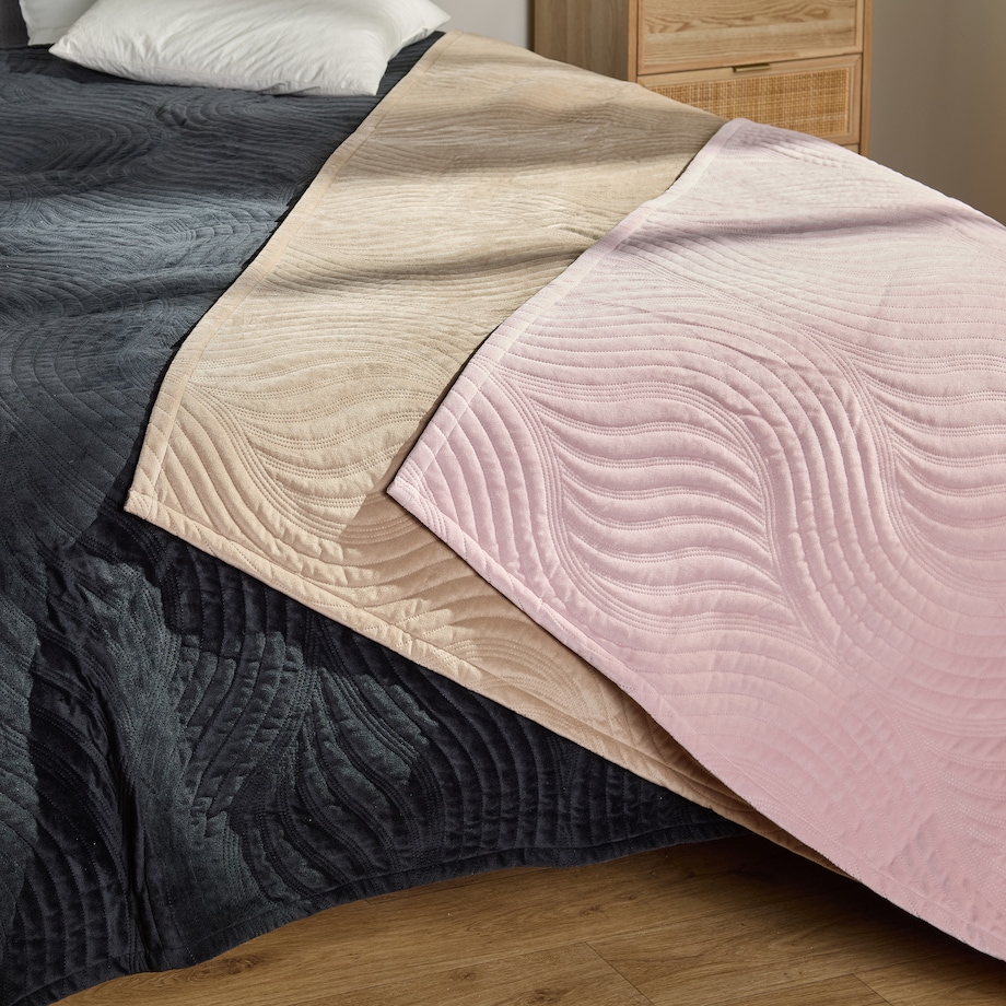 Jednokolorowa narzuta na łóżko z wytłoczonym wzorem Kaylin 200x220 cm