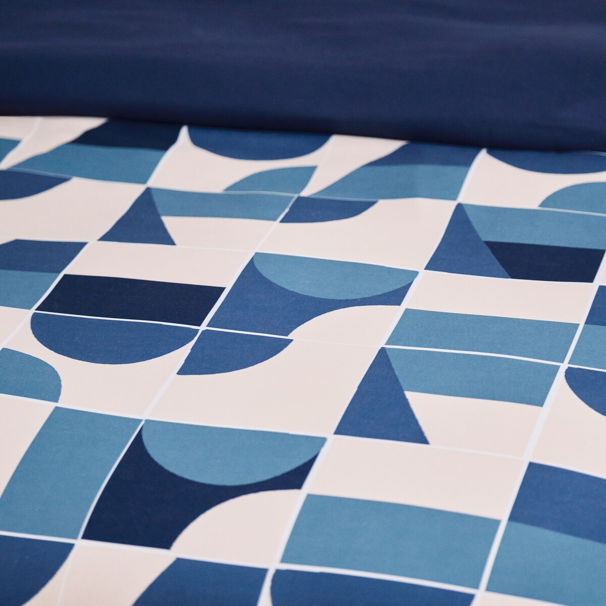 Pościel Z Mikrofibry Gimo 160x200 cm z motywem geometrycznym