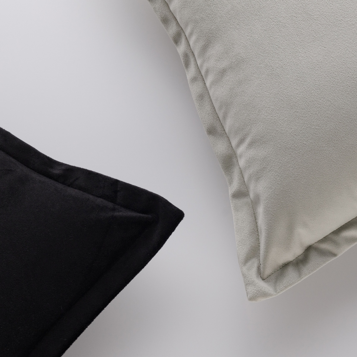 Poszewka Welwetowa Vicenzo 45x45 cm w kratę