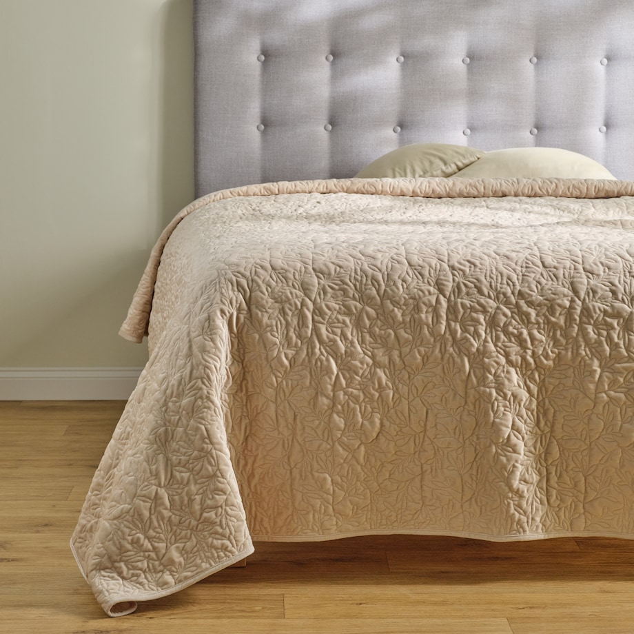 Narzuta Seviana 200x220 cm z motywem arabeski