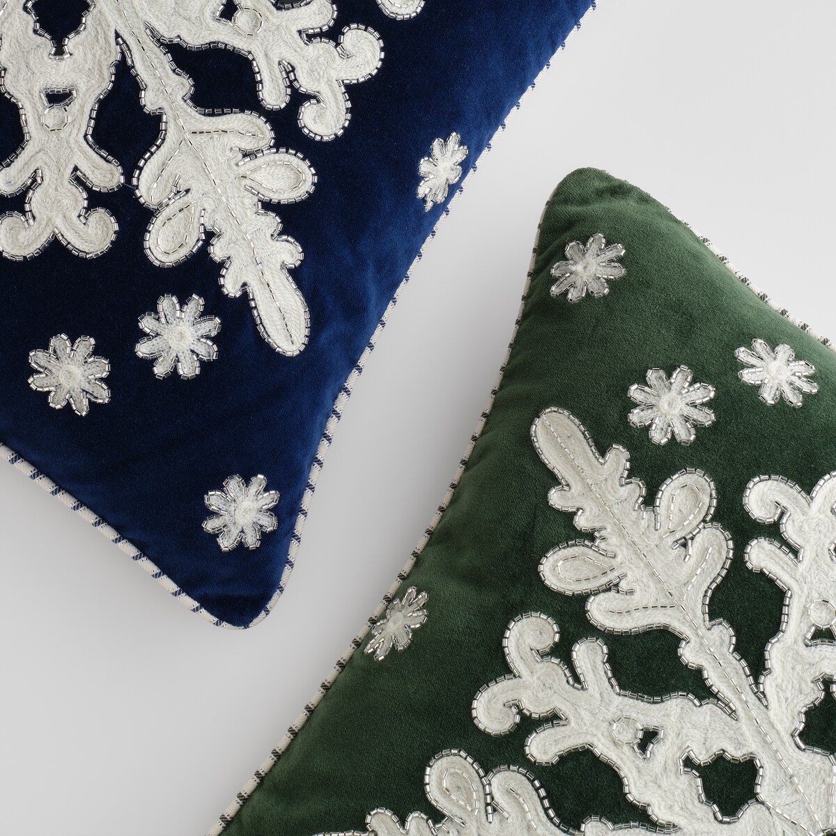 Poszewka Haftowana Eira 45x45 cm