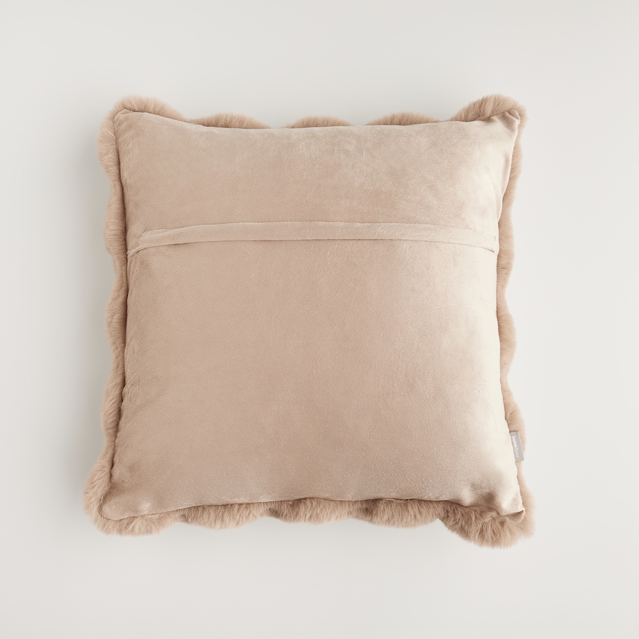 Poszewka Futrzana Bares 45x45 cm w kratę