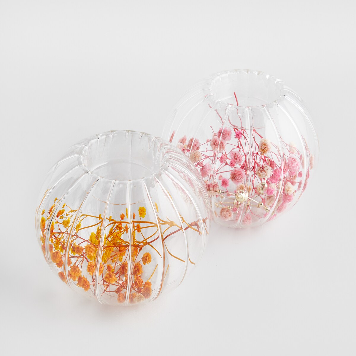 Świecznik Lumisa z motywem kwiatowym