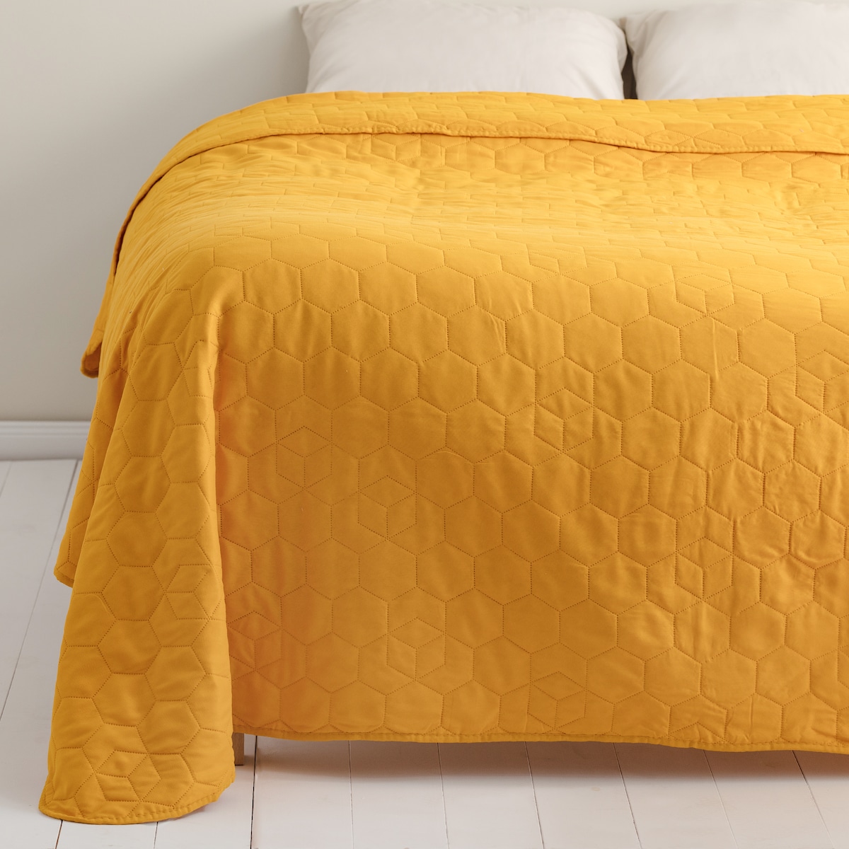 Jednokolorowa narzuta na łóżko Symphony II 200x220 cm