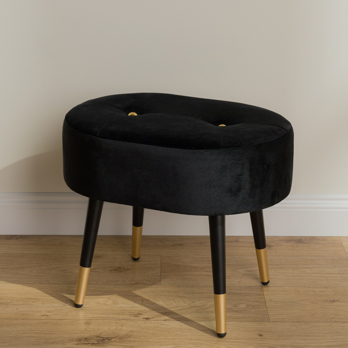 Puf ze schowkiem Atlin