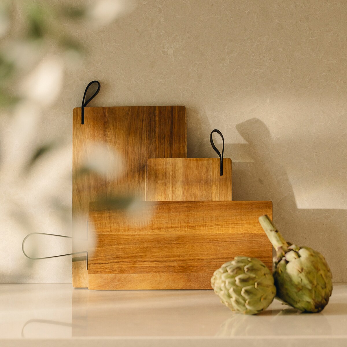 Deska z akacji Lethero do krojenia lub serwowania