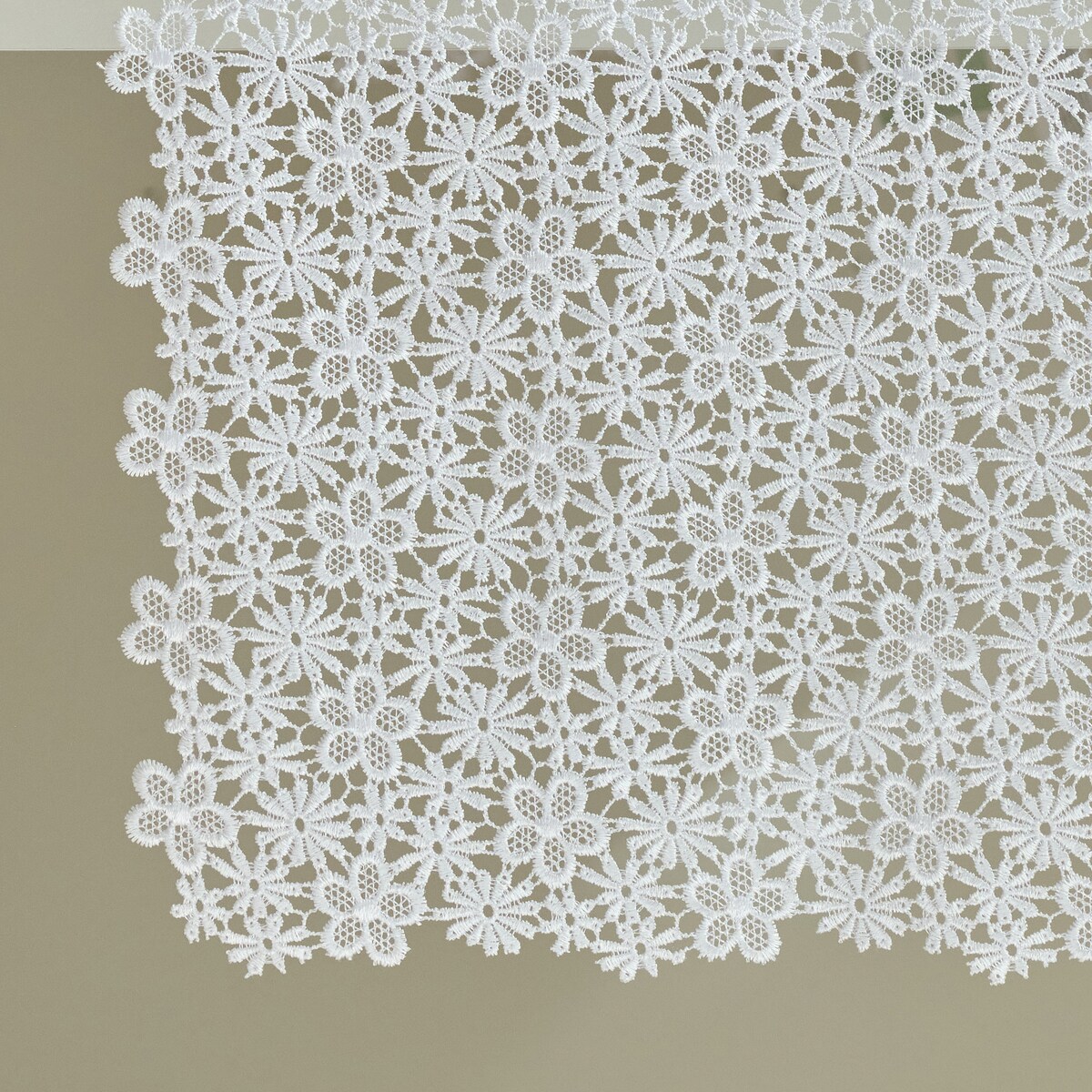 Bieżnik koronkowy Florina 35x180 cm z motywem kwiatowym