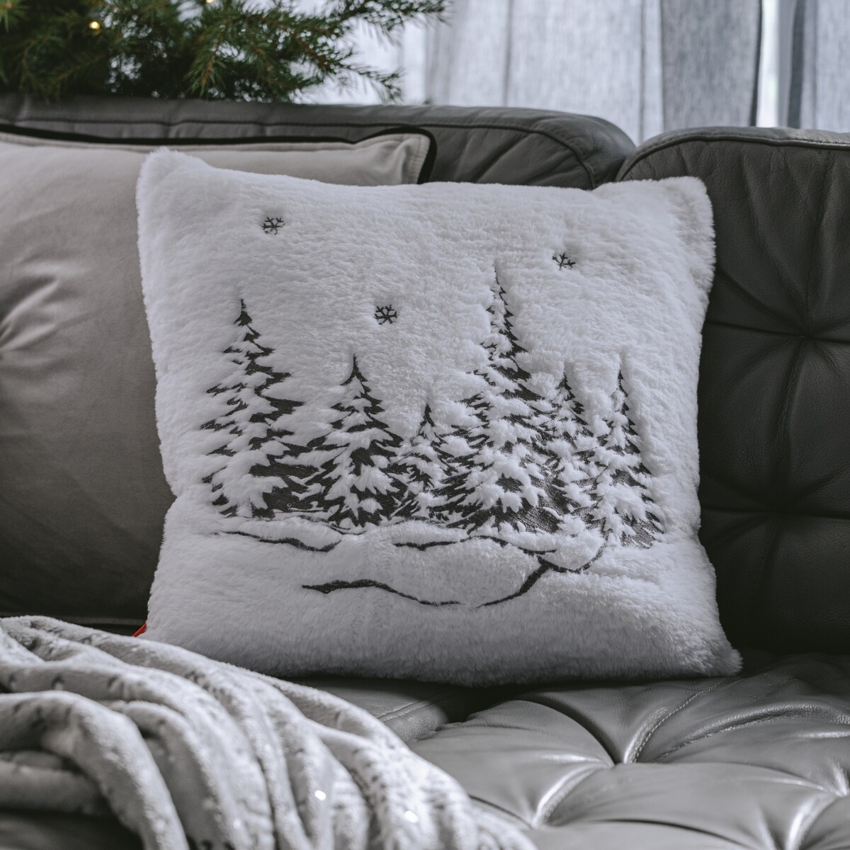 Poszewka Snowingo 45x45 cm