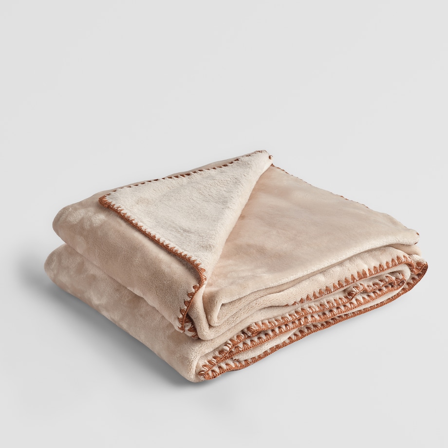 Jednokolorowy koc z wiskozą Maresa 150x200 cm