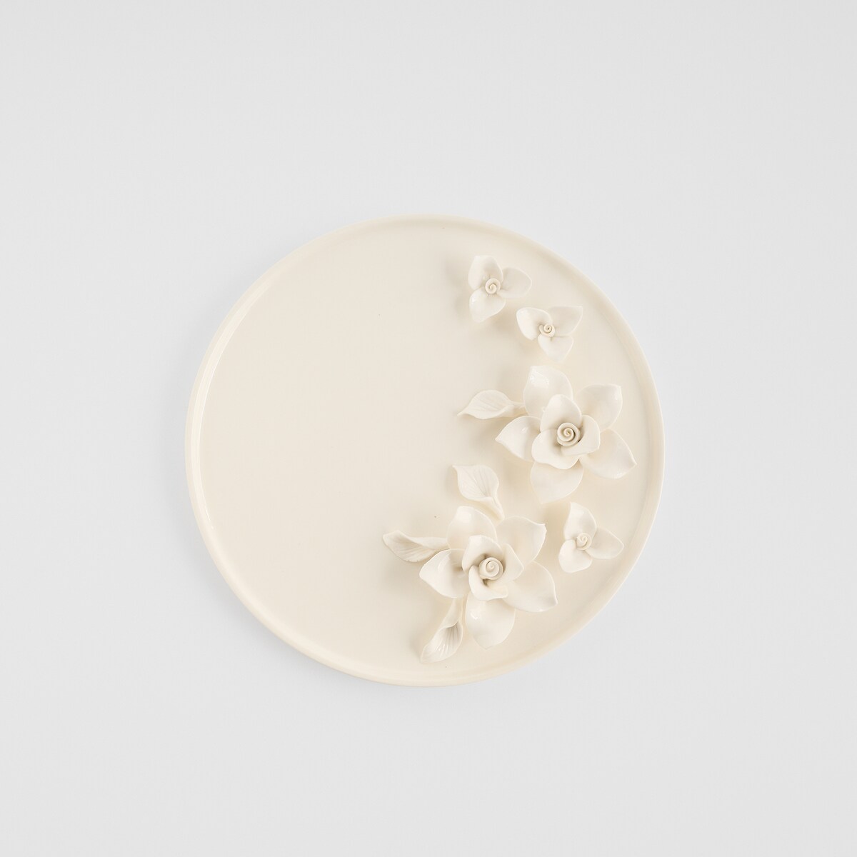 Patera Dekoracyjna Celinos z motywem kwiatowym