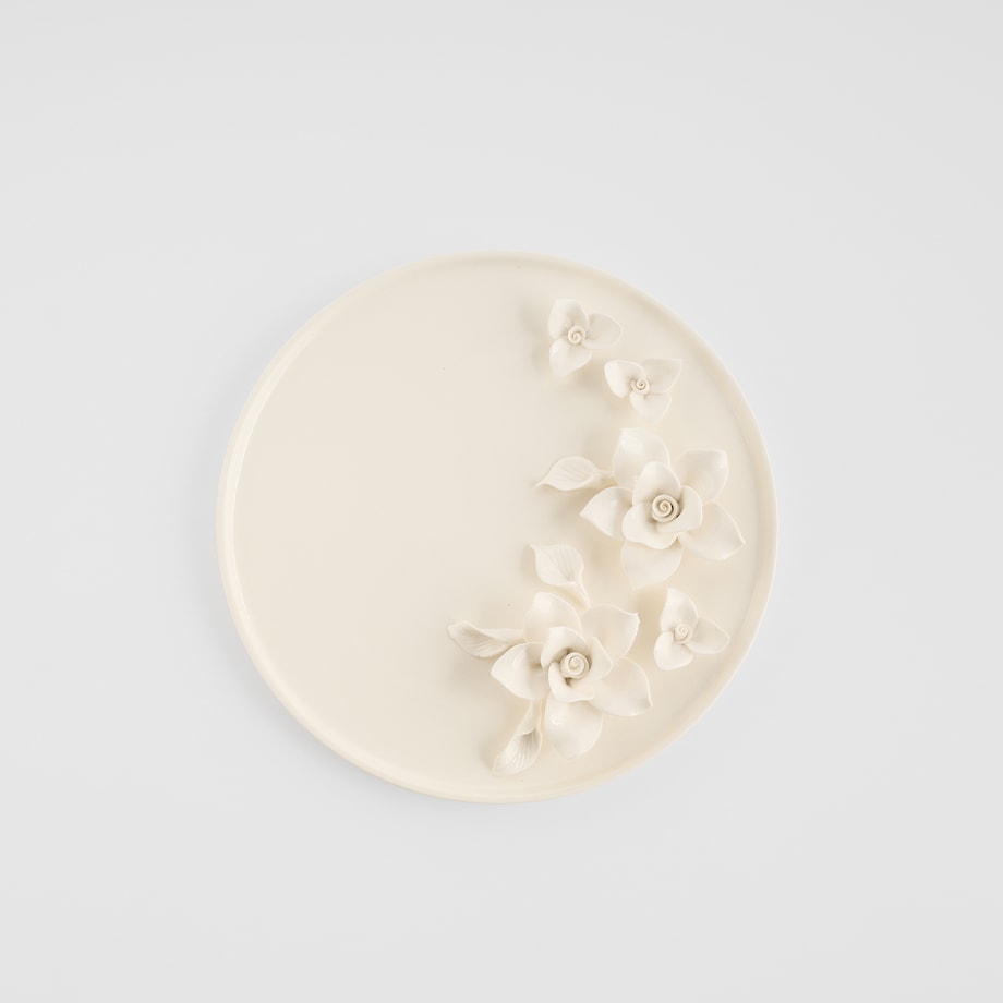 Patera Dekoracyjna Celinos z motywem kwiatowym