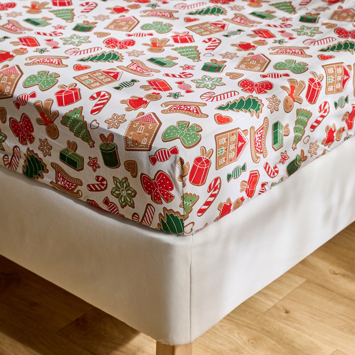 Prześcieradło Z Gumką Ginno 160x200 cm z motywem piernika