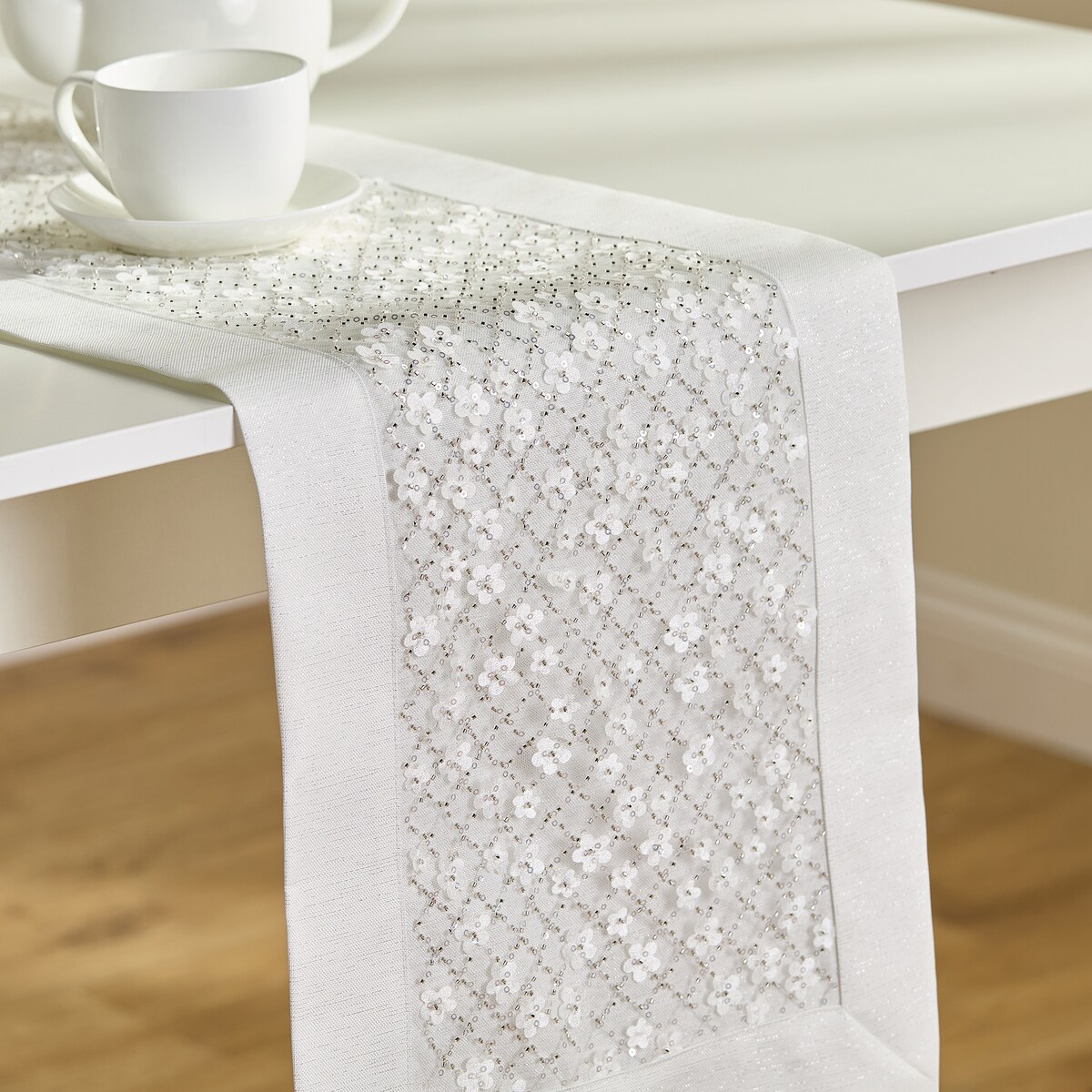 Bieżnik Blossia 35x180 cm z wzorem kwiatowym