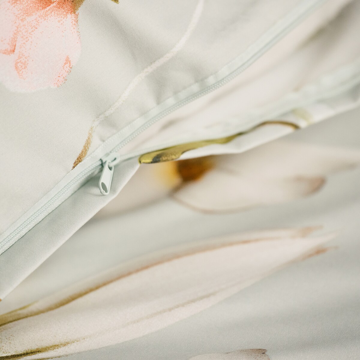 Pościel Z Mikrofibry Burlatus 200x220 cm z motywem kwiatowym