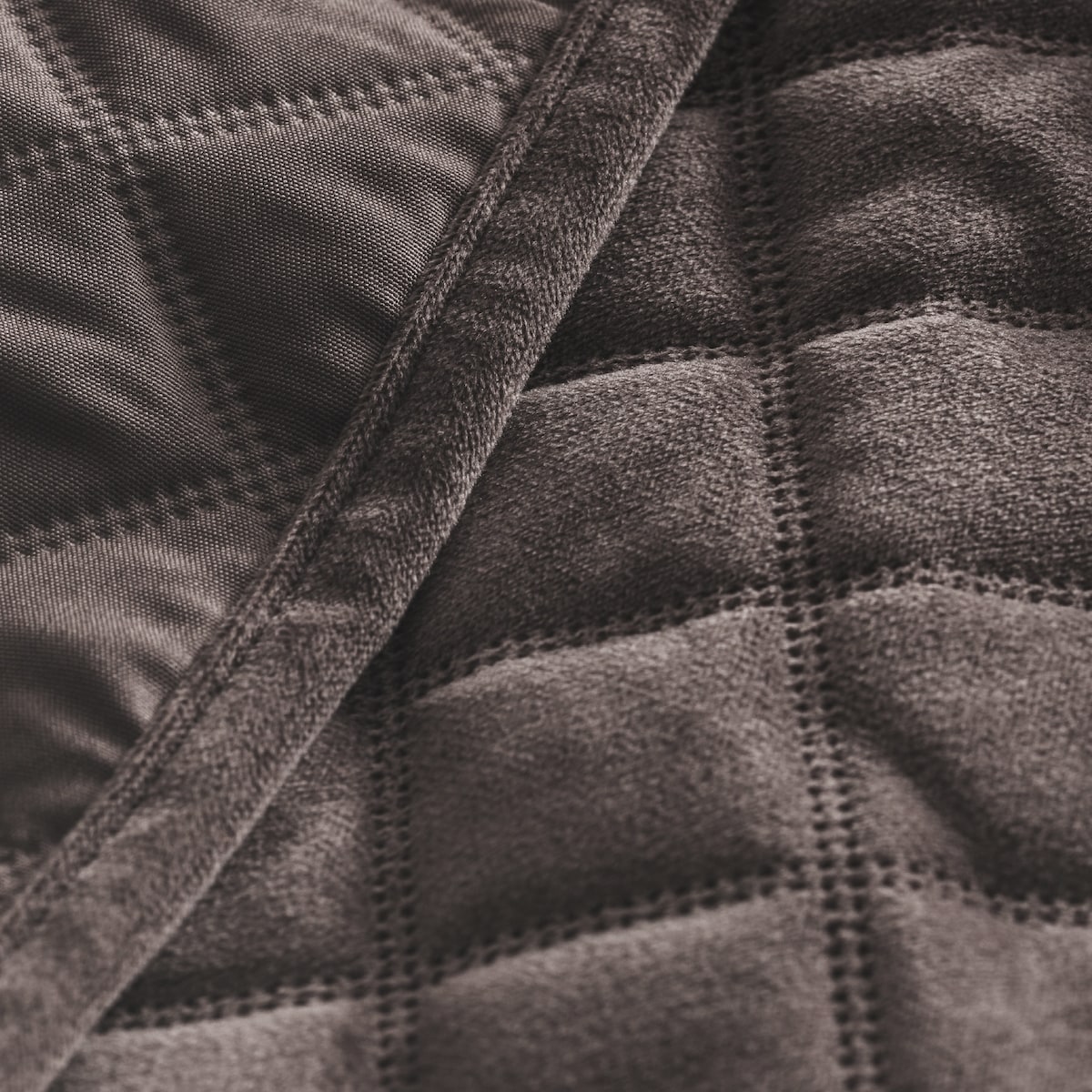 Narzuta Mismi 140x220 cm