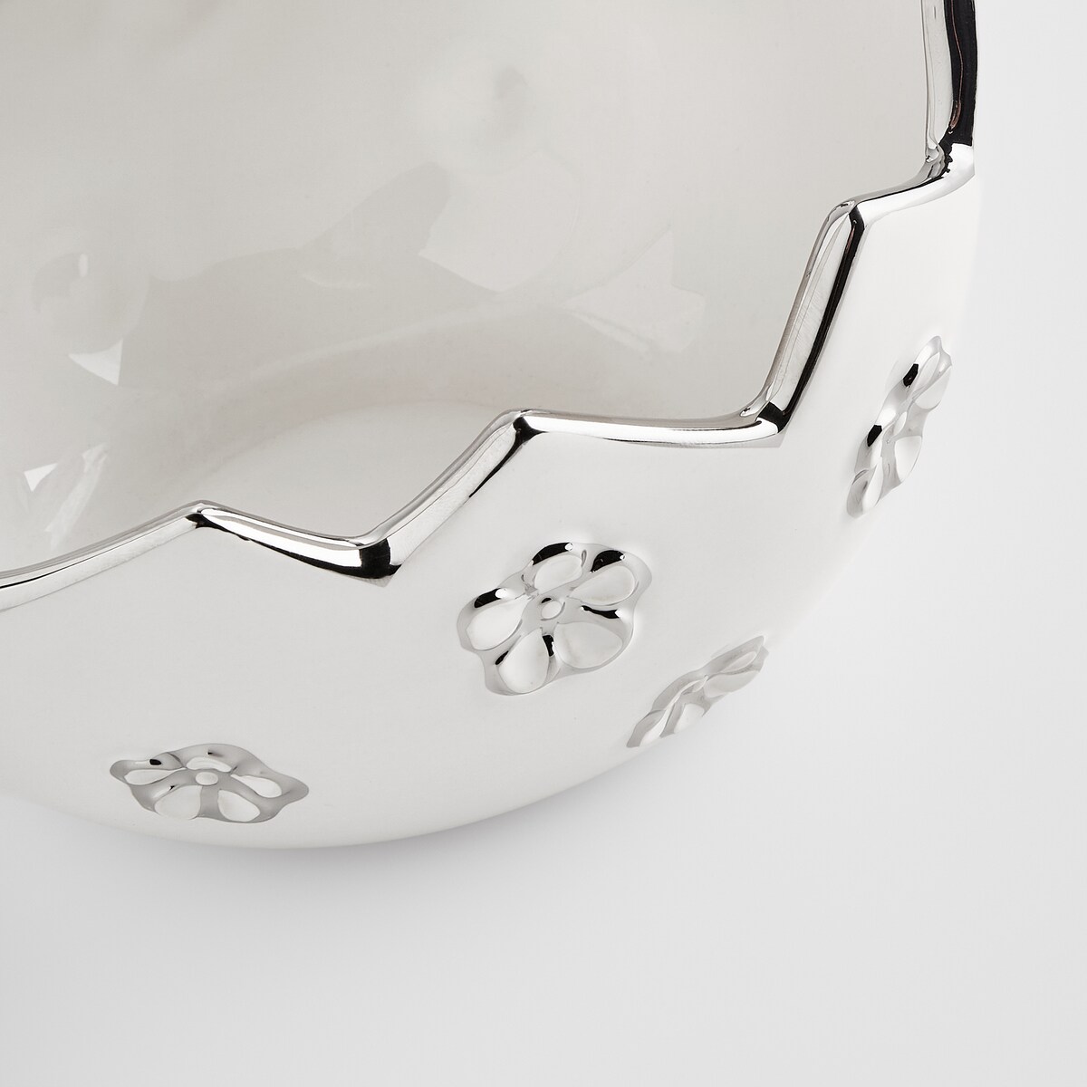 Koszyk Flosales z motywem królika i kwiatów