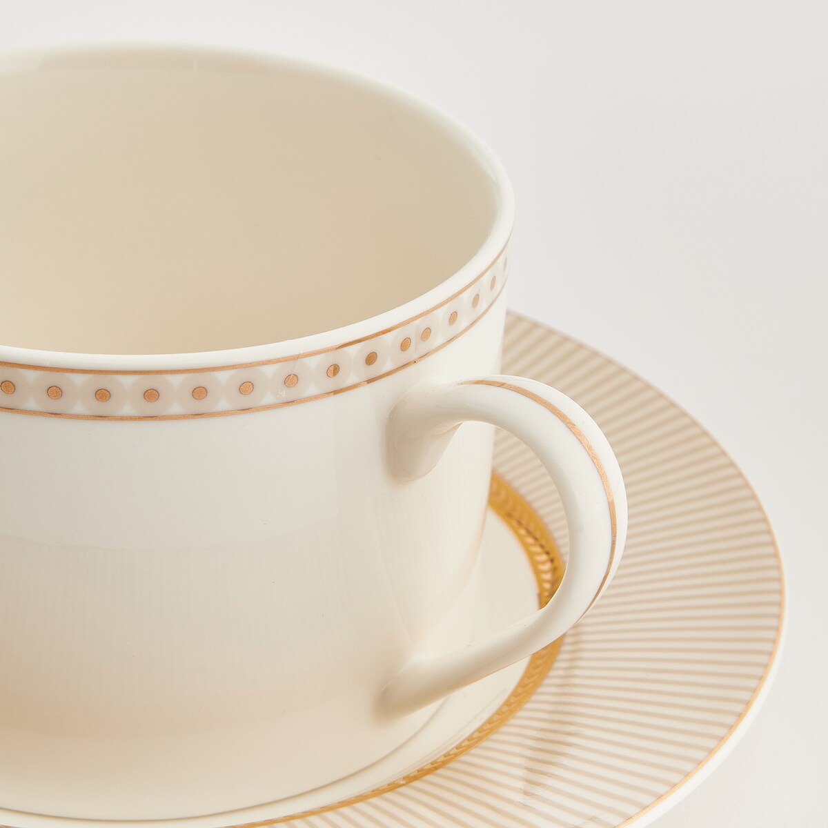 Filiżanka Ze Spodkiem Galanta z motywem geometrycznym