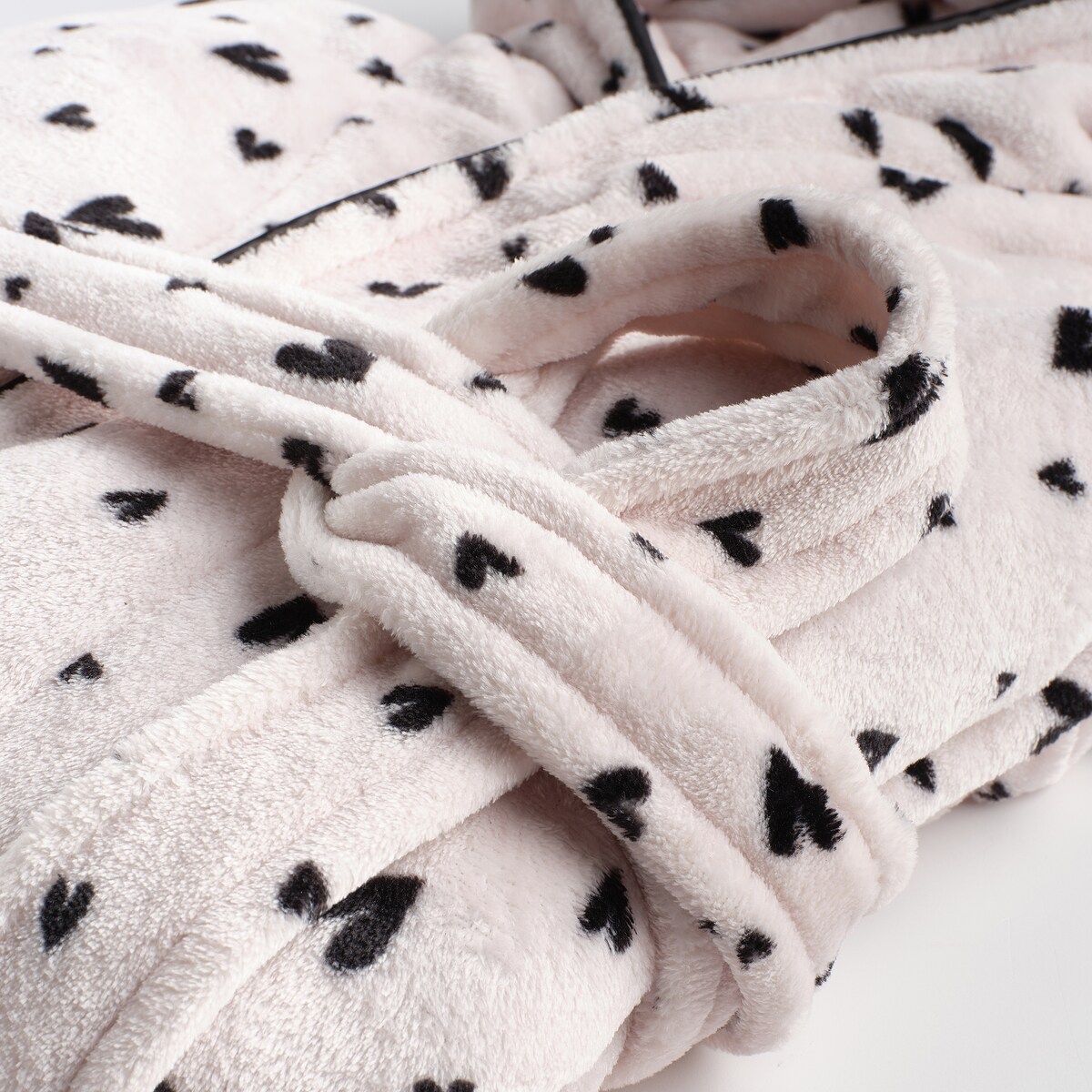 Szlafrok Malorina z motywem serc