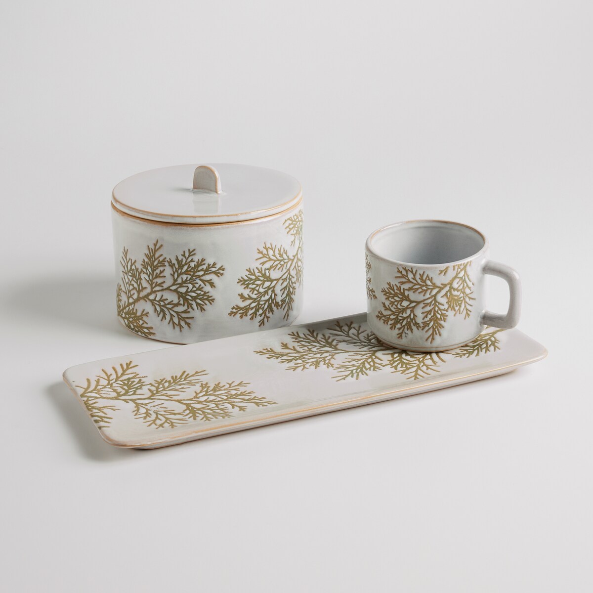 Patera Spruis z motywem roślinnym