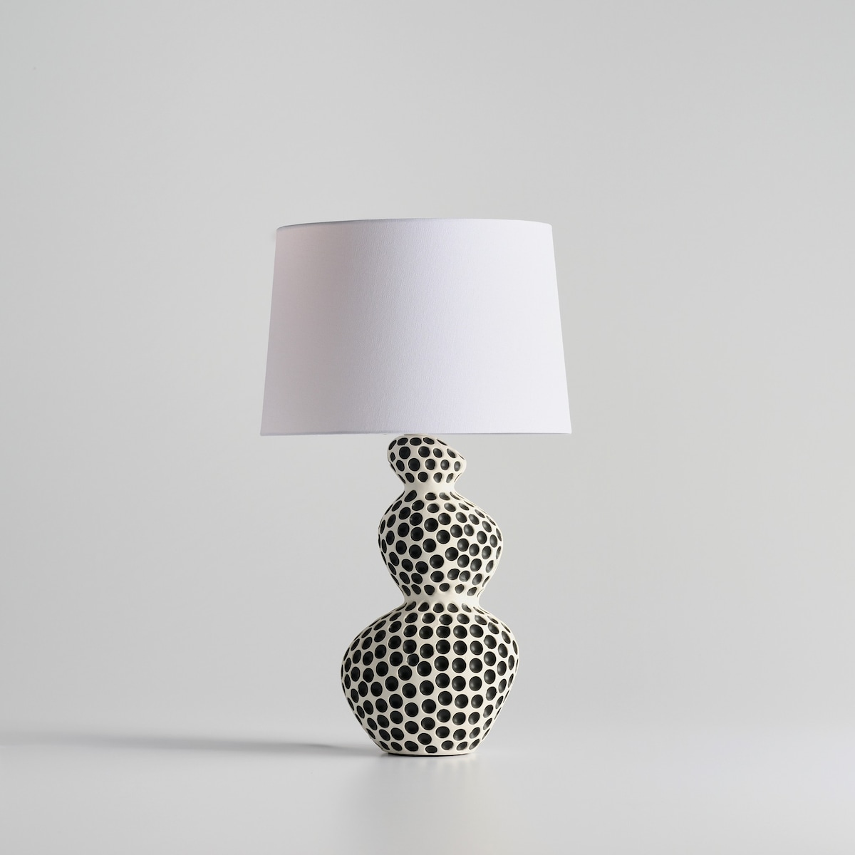 lampa stołowa z ceramiczną podstawą eleanor