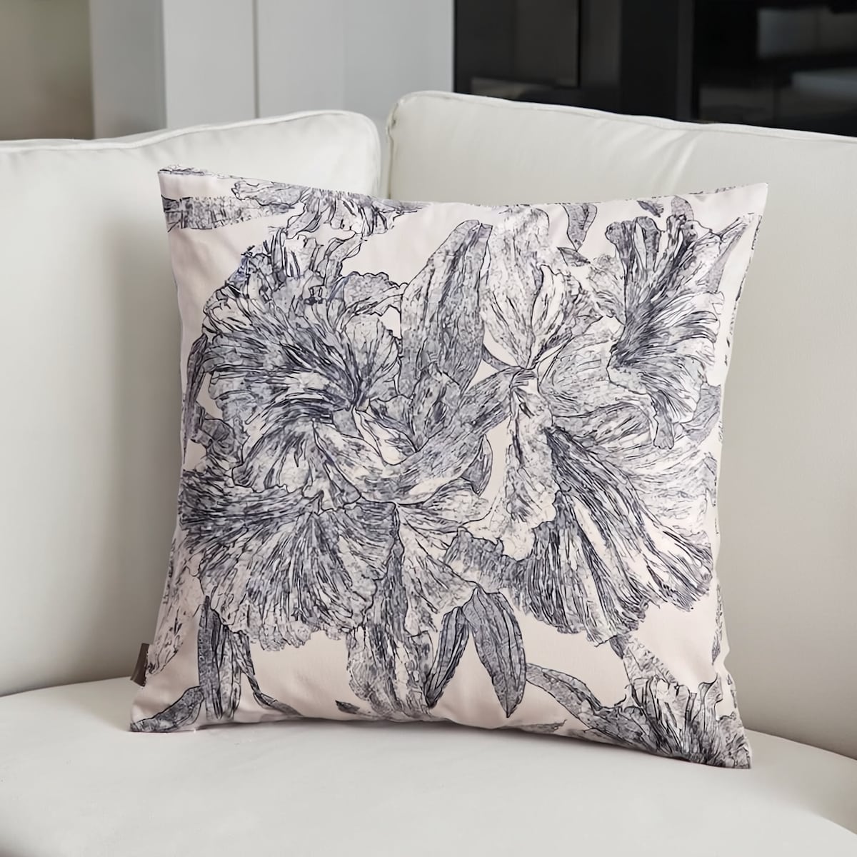 Poszewka Welwetowa Flowa 45x45 cm