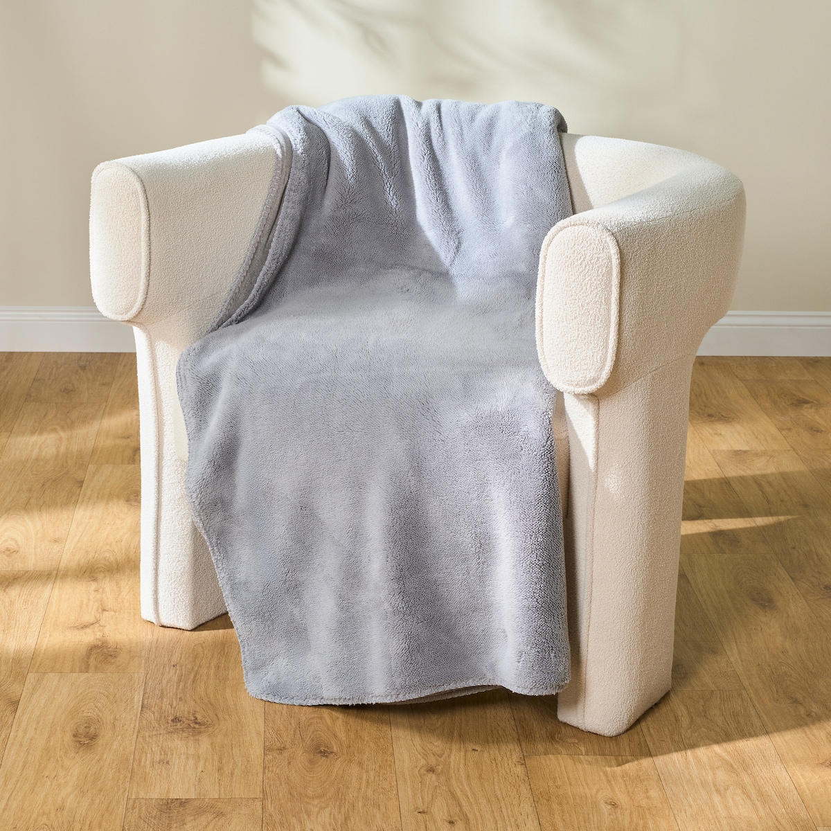 Jednokolorowy koc Agnella 200x220 cm