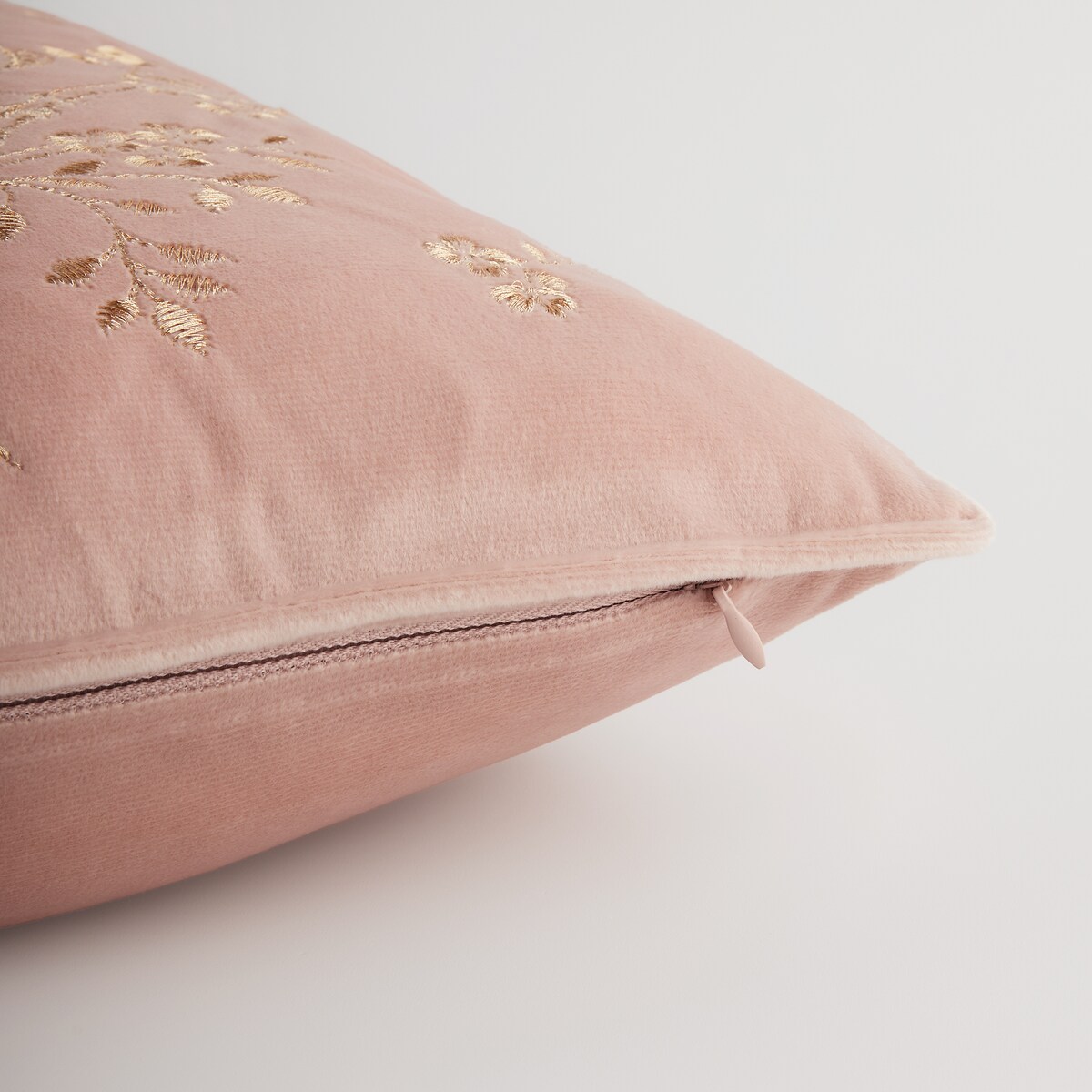 Poszewka Haftowana Ptako 45x45 cm z motywem zwierzęcym