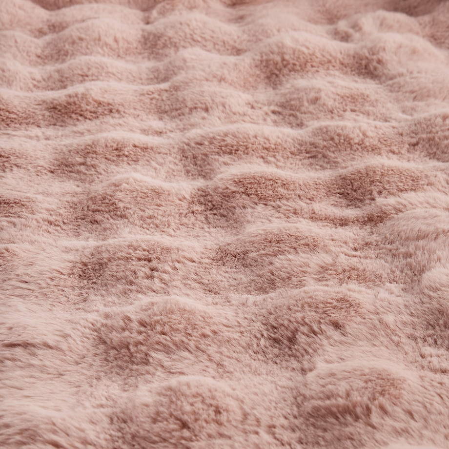 Jednokolorowa futrzana narzuta na łóżko Bares 180x200 cm